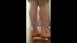 Onlyfans - Goddess monica - goddessmonica00w - goddessmonicawCrushing fruit with my feet per your request - 23-04-2020-2