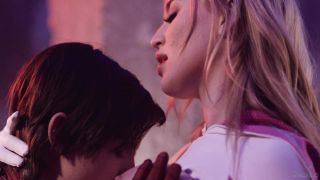 Blake Blossom - SPIDEYPOOL XXX: An Axel Braun Parody - Scene 3 - Big Tits-2