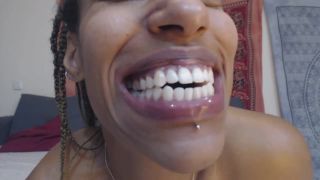 My big toothy gob Black!-5