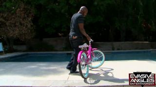 EVASIVE ANGLES Big Butt Black Girls On Bikes 3 Scene 3.Nikki Ford Takes -0