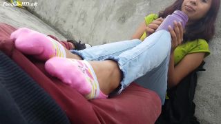 Handjob in public on lil feet n socks – Kinky Socks Foot!-0