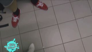 [K2S.CLUB] Miley-Weasel - Vom Trucker an der Raststätte gefickt - FullHD 1080P-1