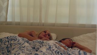 Brandi Love, Alexis Fawx, Athena Faris (Amateur porn)-2