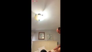 Step sis seduces me before work so I fucked her on the counter-8