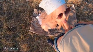 Molly Liam Sex In The Field (Amateur porn)-3