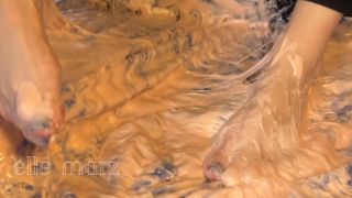 Elle Marz Elle Marz - Giant cat burglar gets stuck in huge fly trap-6