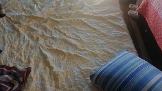 Amateur Amateur mom has fun trying on clothes and cutting them.-0