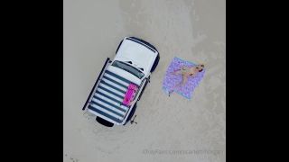 Scarlett Morgan Scarlettmorgan - aussie babe caught masturbating on the beach from a drone imagine youre just flying 02-01-2021-8