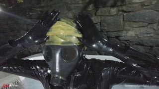Next Level - Rubber Alien In The Jacuzzi..-3