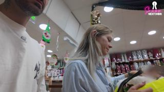 Sammm Next Door - Show me whats under the tree - Date Night Christmas Special 1080P - Homemade-1