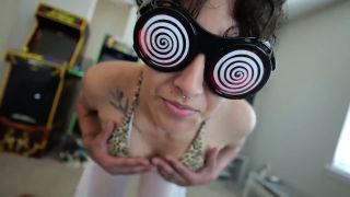 Girls Gone Hypnotized Lucy O Magic Glasses FullHD (Fetish porn)-3