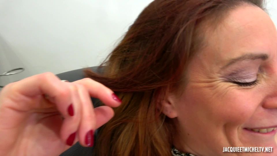 Video Wendy  Wendy, 40, Inaugurates Her Hair Salon 1080p FullHD