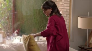 Natalia Barrientos - Les de l&#039;hoquei s01e07 (2019) HD 720p!!!-1