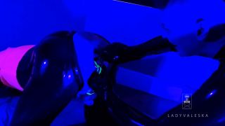 Lady Valeska - UV Pegging - Lady valeska-2