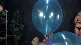 Custom Fetish - Amber and Cherri Compare Balloons - Fetish-8