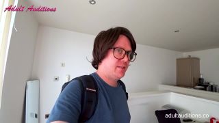 Leyla Swallows The Nerd - E315(Hardcore porn)-6