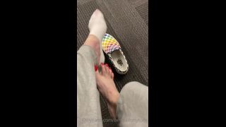 Onlyfans - Beneathmytoes - Aired them out a bit on my break - 02-11-2021-5