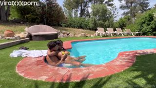 Yasmina Khan Cumshot Yasmina Khan Teases Brady Bud In Naughty Poolside Sex Tape Video Leak-3