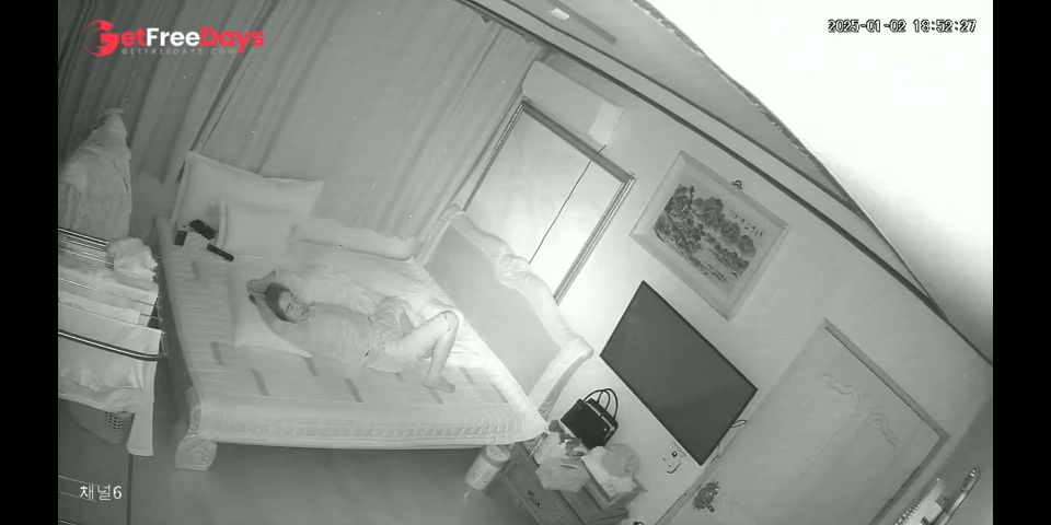 [Sleeping.Porn] Nothing would look as cute as this Asian lady sleeping solo