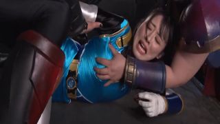 [SuperMisses.com] SPSE-01 Hisou Sentai Kageninja Blue is attacked by female-024-3
