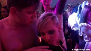 amateur porn fingering porn | Party Hardcore Gone Crazy Vol. 40 Single Cut Part 3 – Cam 2 | brunette-8