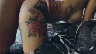 [K2S.CLUB] MaraWalks - ÄRGER wegen Hotel-Quicky im POOL - FullHD 1080P-7