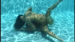 SexUnderwater e0067 Exposure (mp4)-8