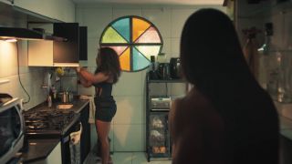 Top Celebrity Clips from Around the Globe Unveiled!-8