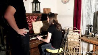 Kyle Johnson, Jennifer – ABUSING MUSIC Spanking!-1