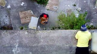 Fellation Nous avons fait l'amour dans ce bâtiment abandonné mais il n'était pas vide...-9