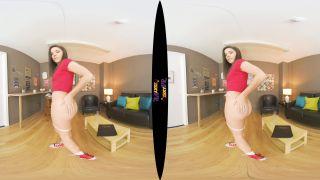 Tiny Tits VR 3D Teen Loses Her Knickers In The Coffee Shop-4