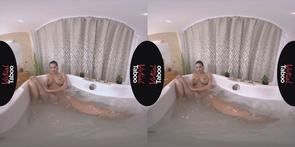 Online tube VirtualTaboo presents Jolee Love in Bubble Bath For Bubble Butt