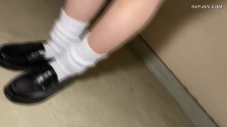 FC2PPV 2963607 【無】学校帰りの美少女女子〇生を通学路で犯して全裸露出でハメ撮り☆大量生中出し♪ - JAV-4