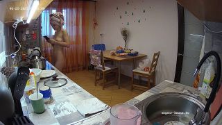 Flamy Nika 23 01 22 ariela naked cooking and cleaning after shower 720p-0