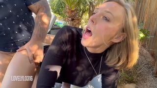 LovelyLo, Horny Housewife Fucked By Her Realtor Onlyfans (Amateur porn)-6