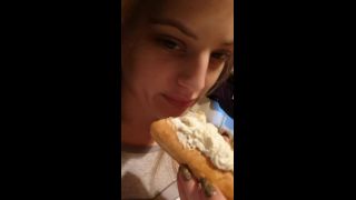 LottiiRose Lottiirose - eating my cream pie 09-12-2019-3