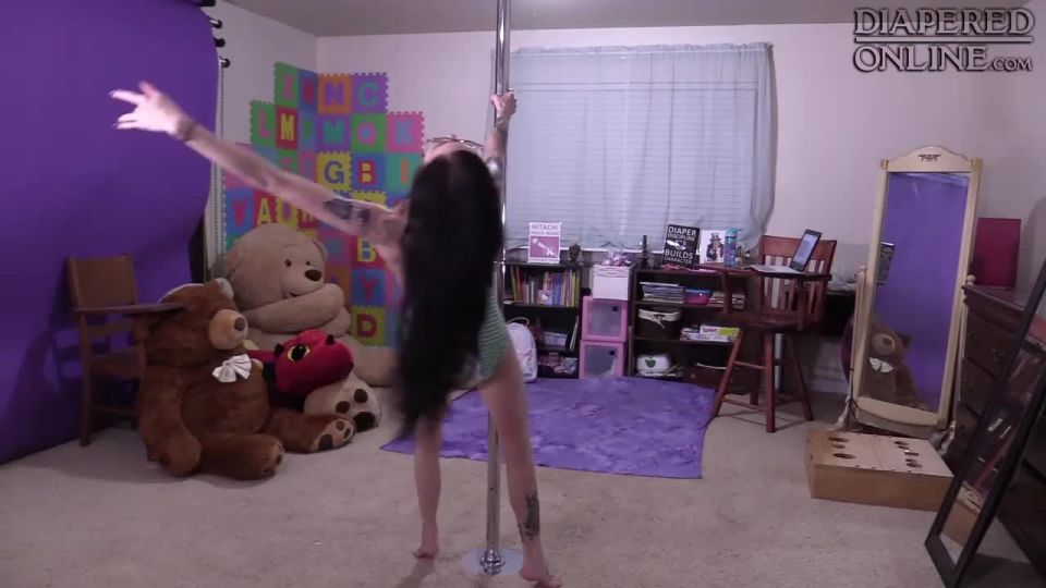 Diaperedonline2Samara Samara Topless Pole Dancing