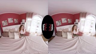 Online porn - VirtualTaboo presents Eye To Eye With Sophia – Sophia Traxler 5K virtual reality-5