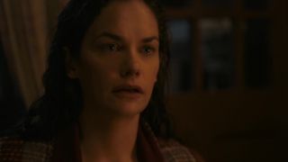 Ruth Wilson - Mrs. Wilson s01e01 (2018) HD 1080p!!!-4