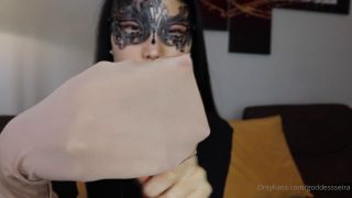 Femdom porn Goddess Seira aka goddessseira - 02-27-2021 OnlyFans Video - Its My first time purchasing 40 Den pantyhose, and its quite nice than I expected video Goddess Seira-1