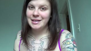 My First Time With Nipple Clamps 2015 720p-4