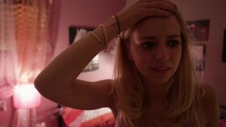 Ludivine Reding, Kimberly Laferriere - Fugueuse s01e05 (2018) HD 1080p - [Celebrity porn]-3