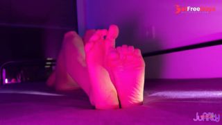 Hot Feet In Action - FootFetish ecstasy - JuArty-5