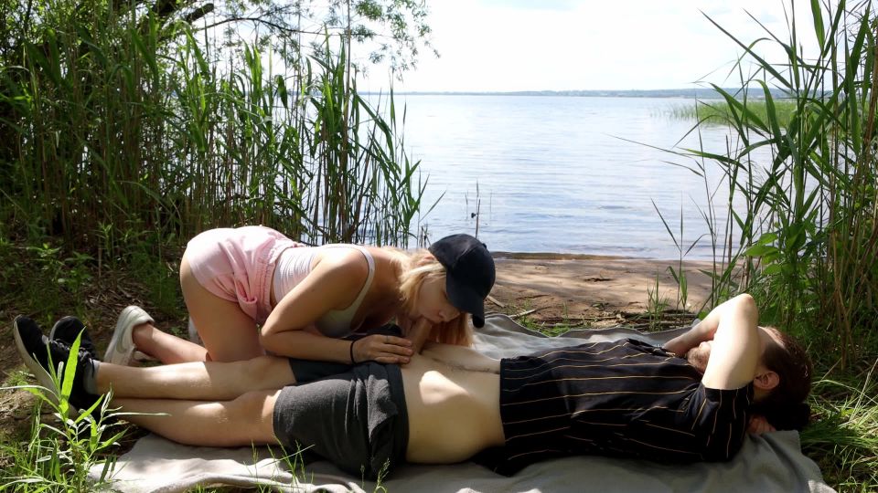 Molly Kelt Sex On The Lakes - Public