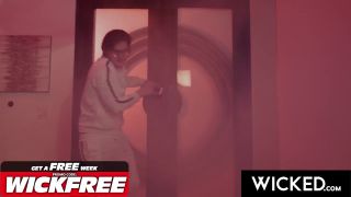 Big Dick Wicked - Redhead Sexbot Gets Fucked Hard By Mandroid Dick-2