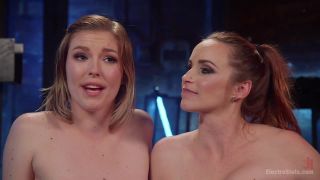 Bella Rossi And Ella Nova Electro Latex Dungeon Bella Ros...-8