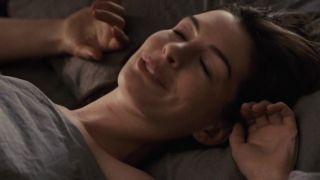 Anne Hathaway - Passengers (2008) HD 1080p!!!-6