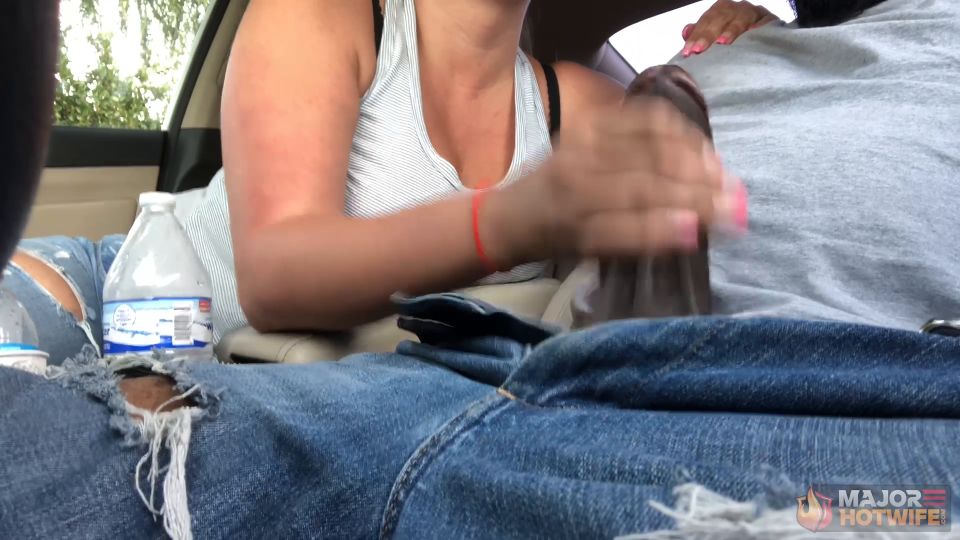 Major Hot Wife 25 04 11 Russian Goddess Hotwife Handjob In The Car – Full HD - Handjob