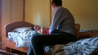 [Amateur] Быстро трахнул маму друга в отеле, пока ее сын был на экскурсии-3
