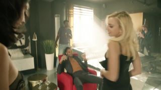 Ludivine Reding, Kimberly Laferriere, Eve Lemieux - Fugueuse s01e03 (2018) HD 1080p - [Celebrity porn]-7